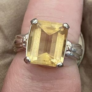 Vintage large rectangle lemon quartz solitaire in sterling silver ring size 8